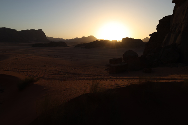 Wadi Rum sunset, one of raw photos later used for HDR processing, thumbnail